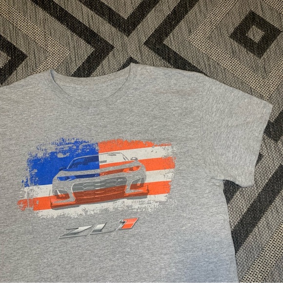 Chevrolet Chevy ZL1 Camaro Shirt Red White Blue USA Flag Racing Car - Picture 2 of 2